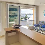Appartement Cozy In With House Sea View